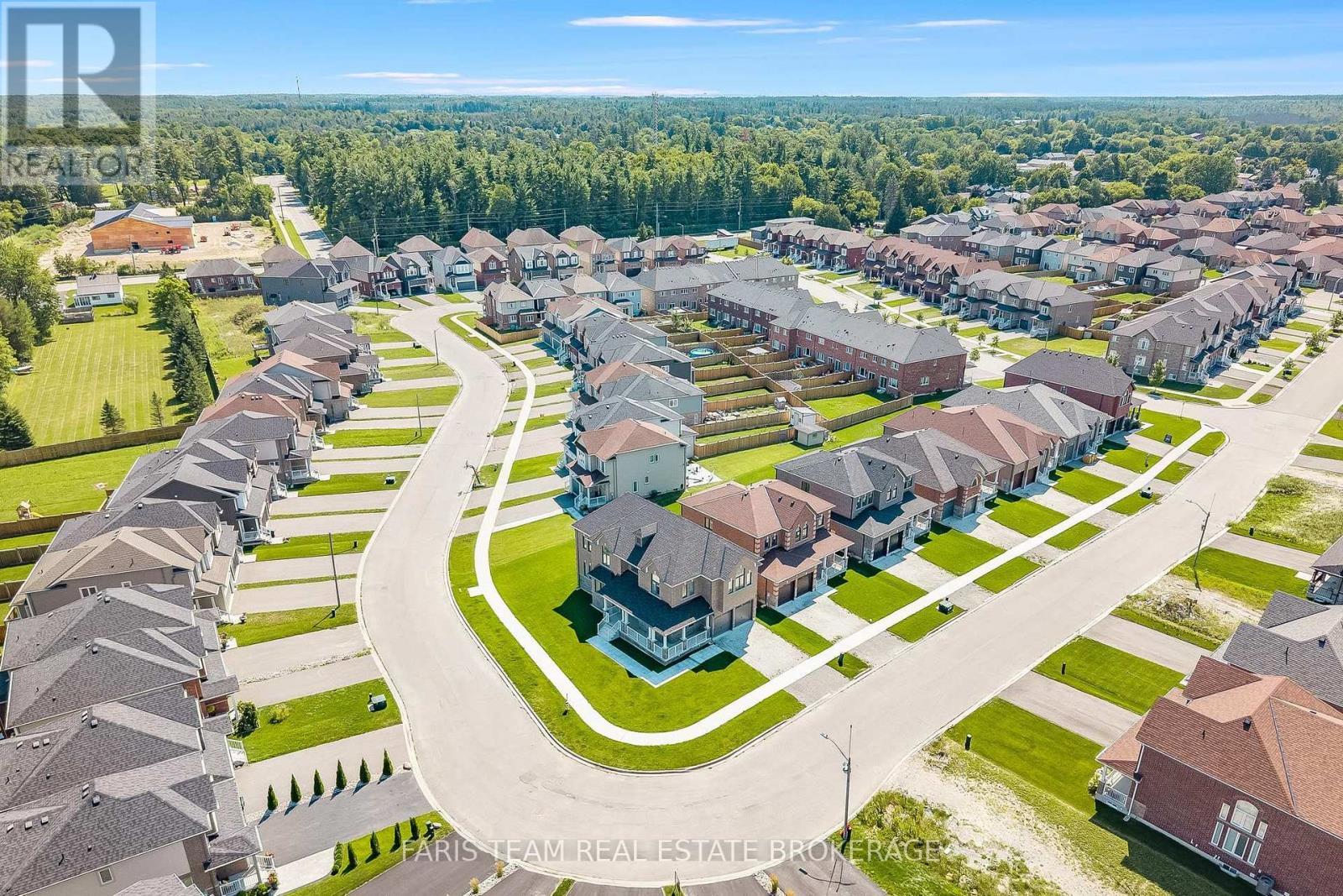 63 WOOD CRESCENT - 42