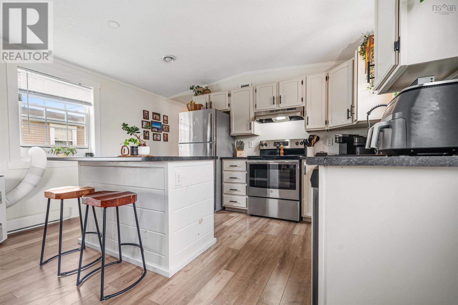 Property 14 of 46 of 45 Silver Birch Drive