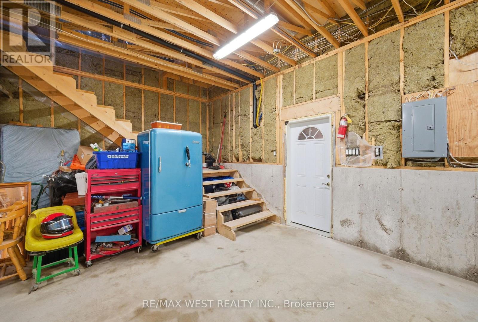 61 ANTIGUA DRIVE - Image 43