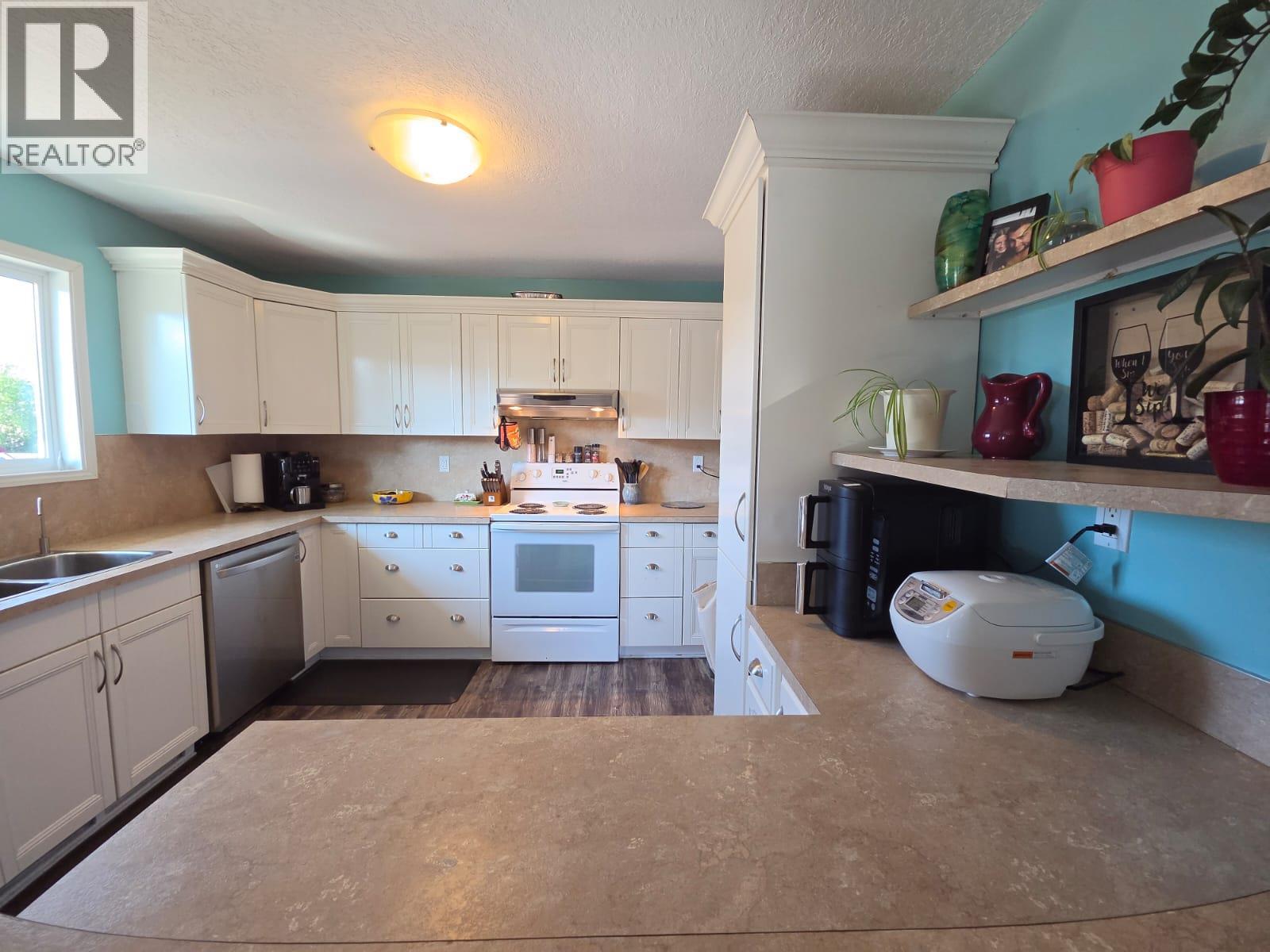 4317 51A Avenue NE, Chetwynd