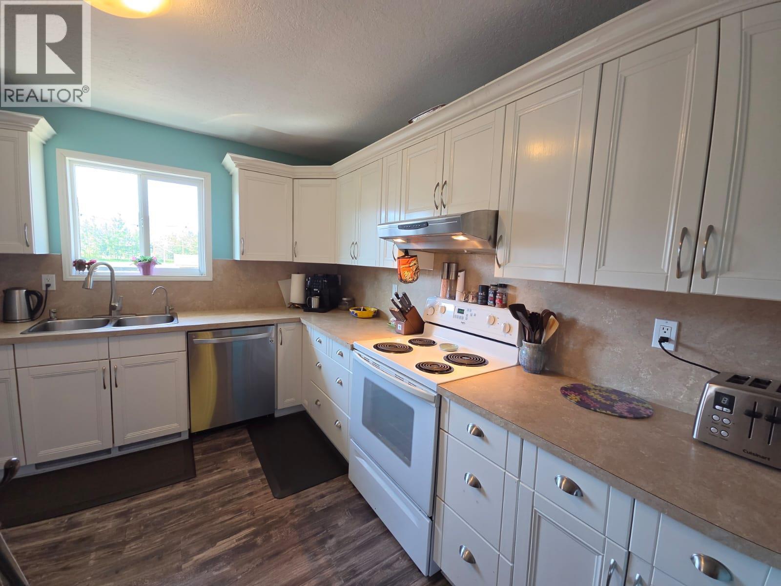 4317 51A Avenue NE - 17