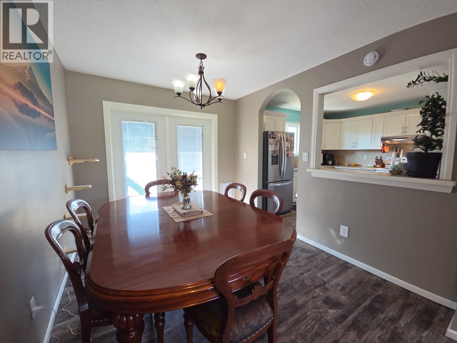4317 51A Avenue NE, Chetwynd