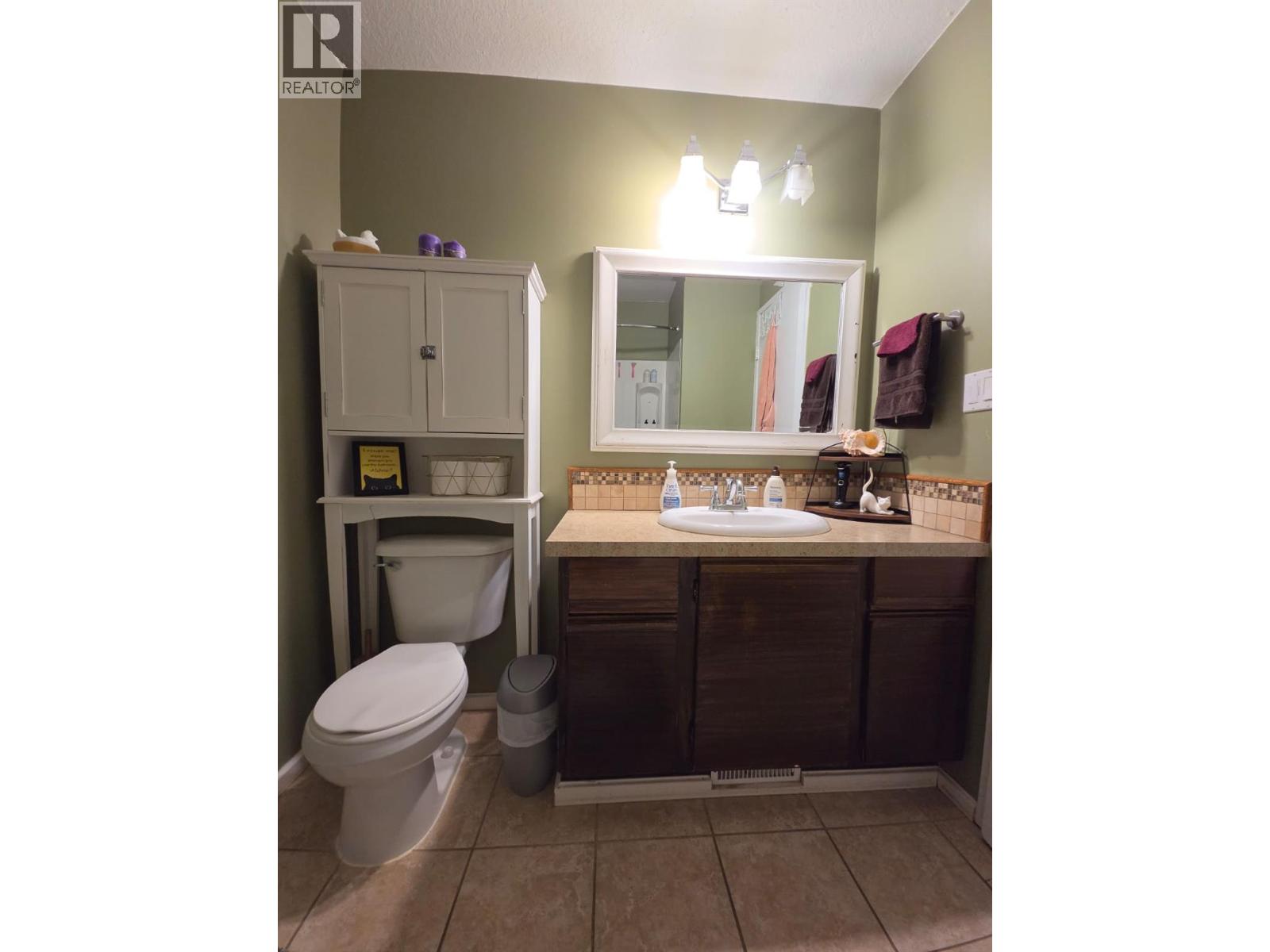 4317 51A Avenue NE, Chetwynd