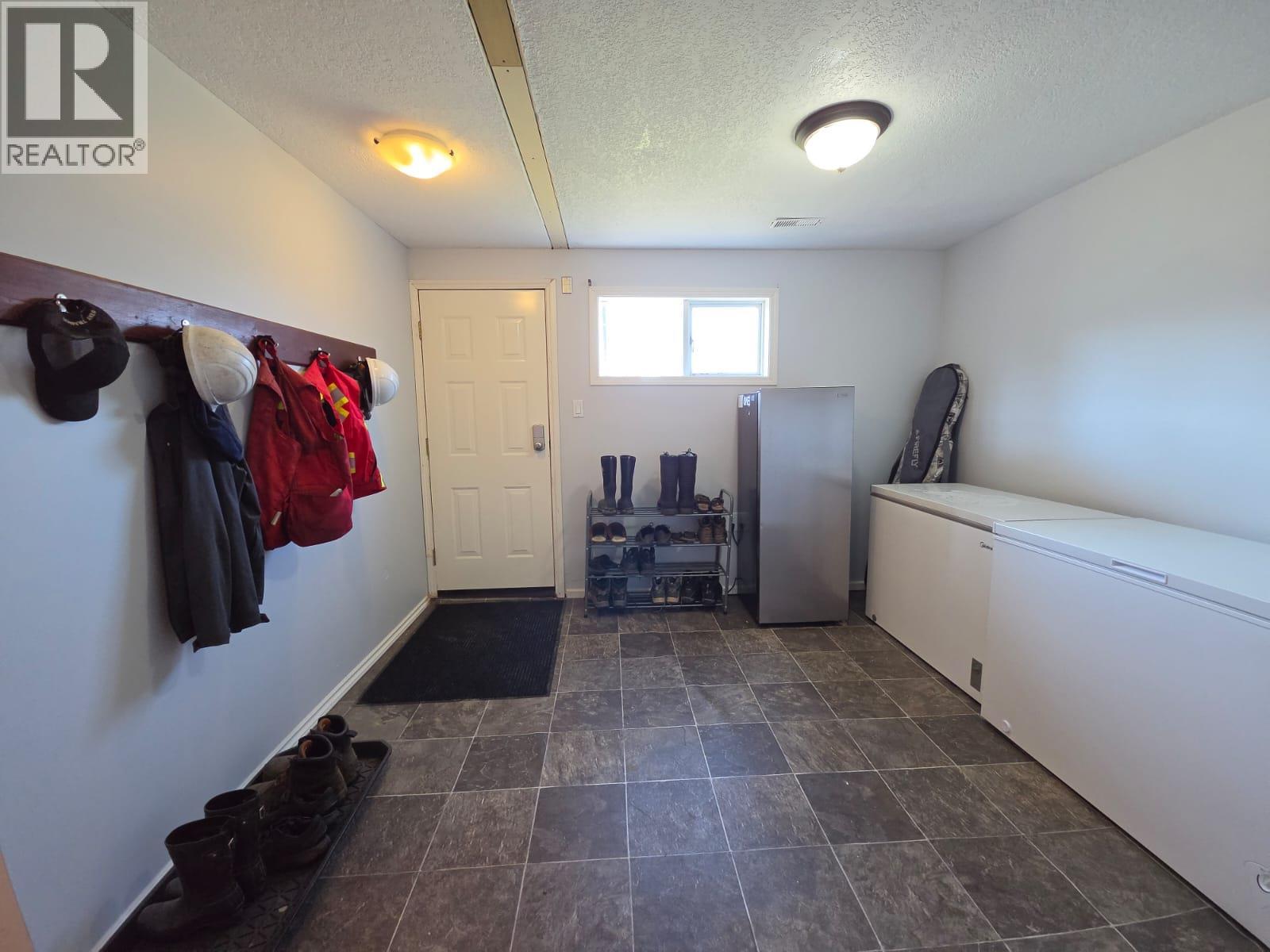 4317 51A Avenue NE, Chetwynd