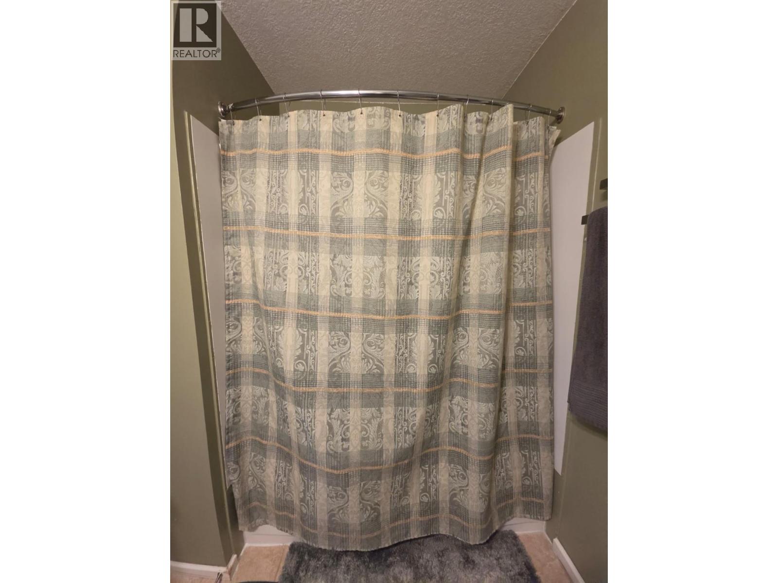 4317 51A Avenue NE, Chetwynd