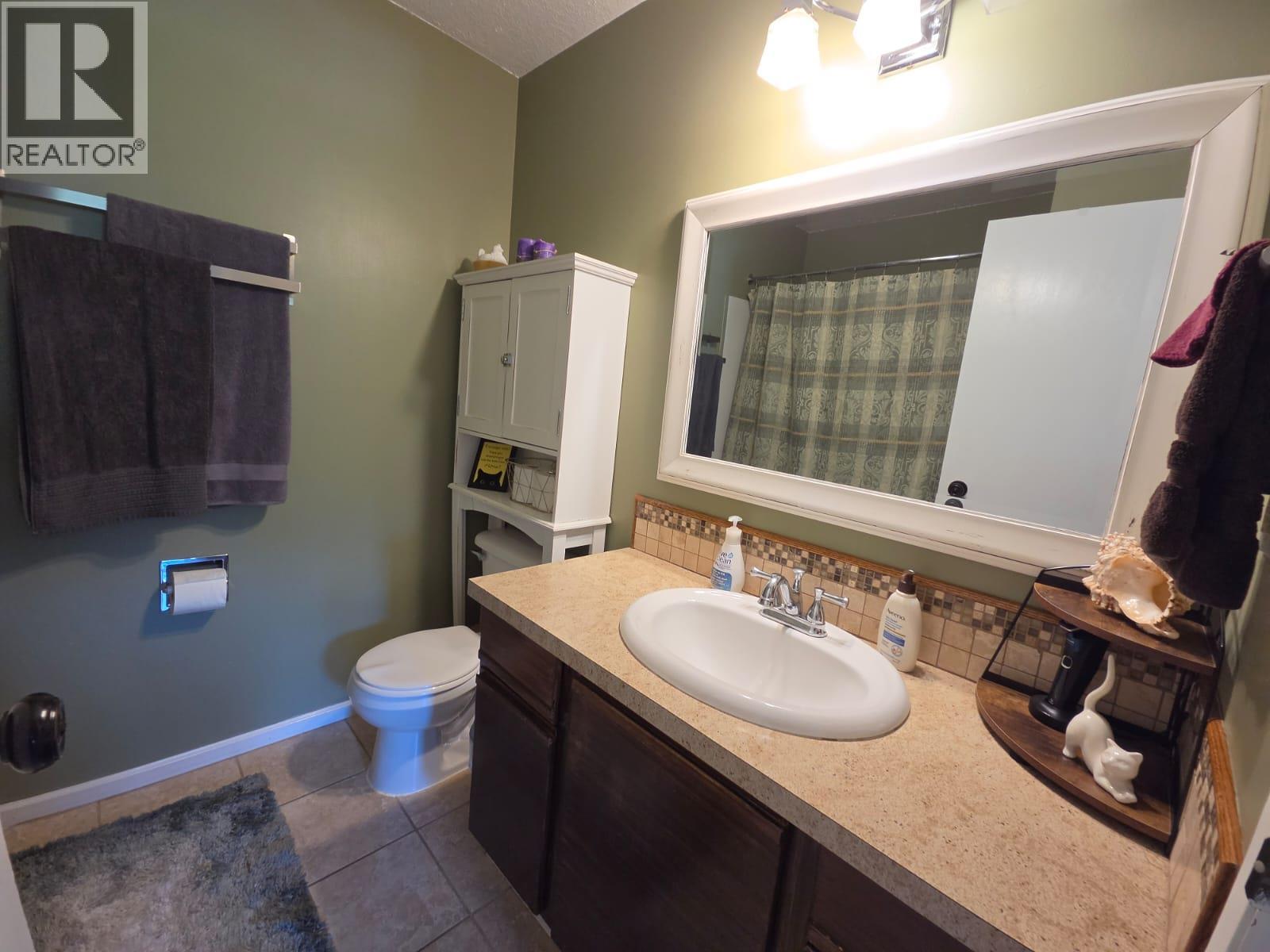 4317 51A Avenue NE, Chetwynd