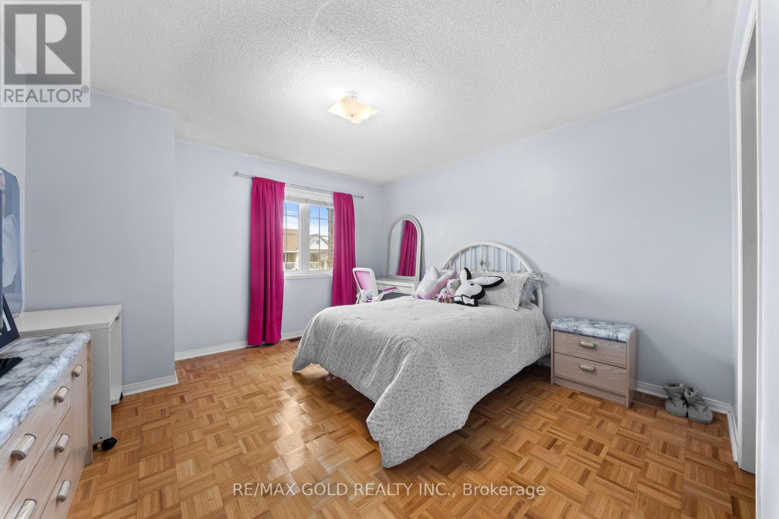 35 GORERIDGE CRESCENT - 16