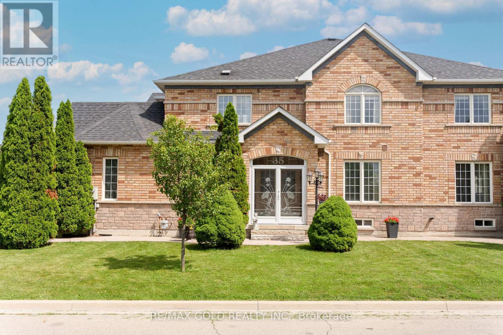 35 GORERIDGE CRESCENT - 2
