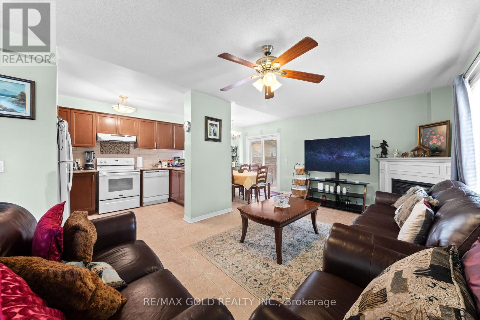35 GORERIDGE CRESCENT - 7