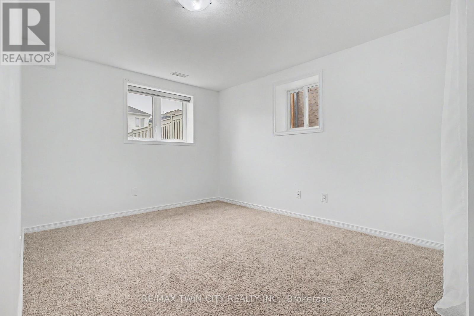 79 BEAUCHAMP DRIVE - 32