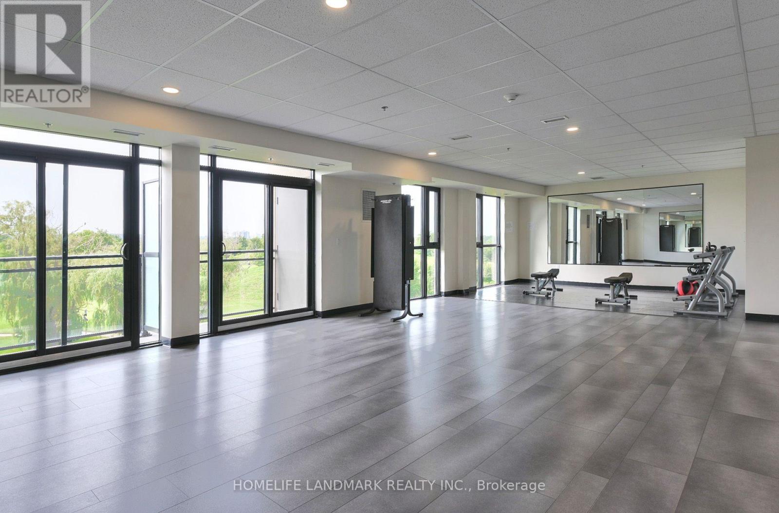 ##115 50 HERRICK AVENUE - 23