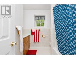 8456 East Bay Highway, Big Pond Centre, NS B1J1Z6 Photo 19