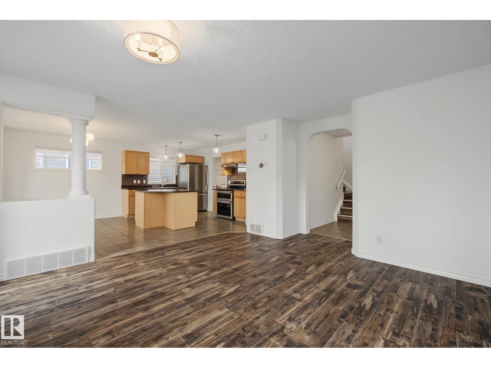 616 61 ST SW - 11