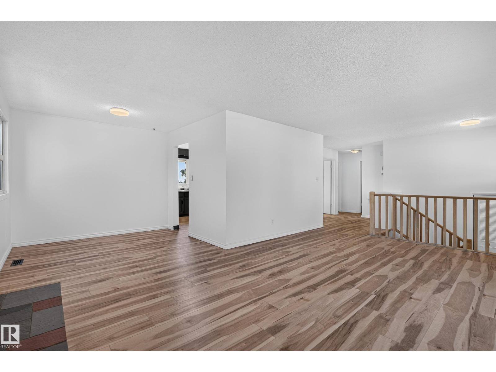 13903 87 ST NW - 7