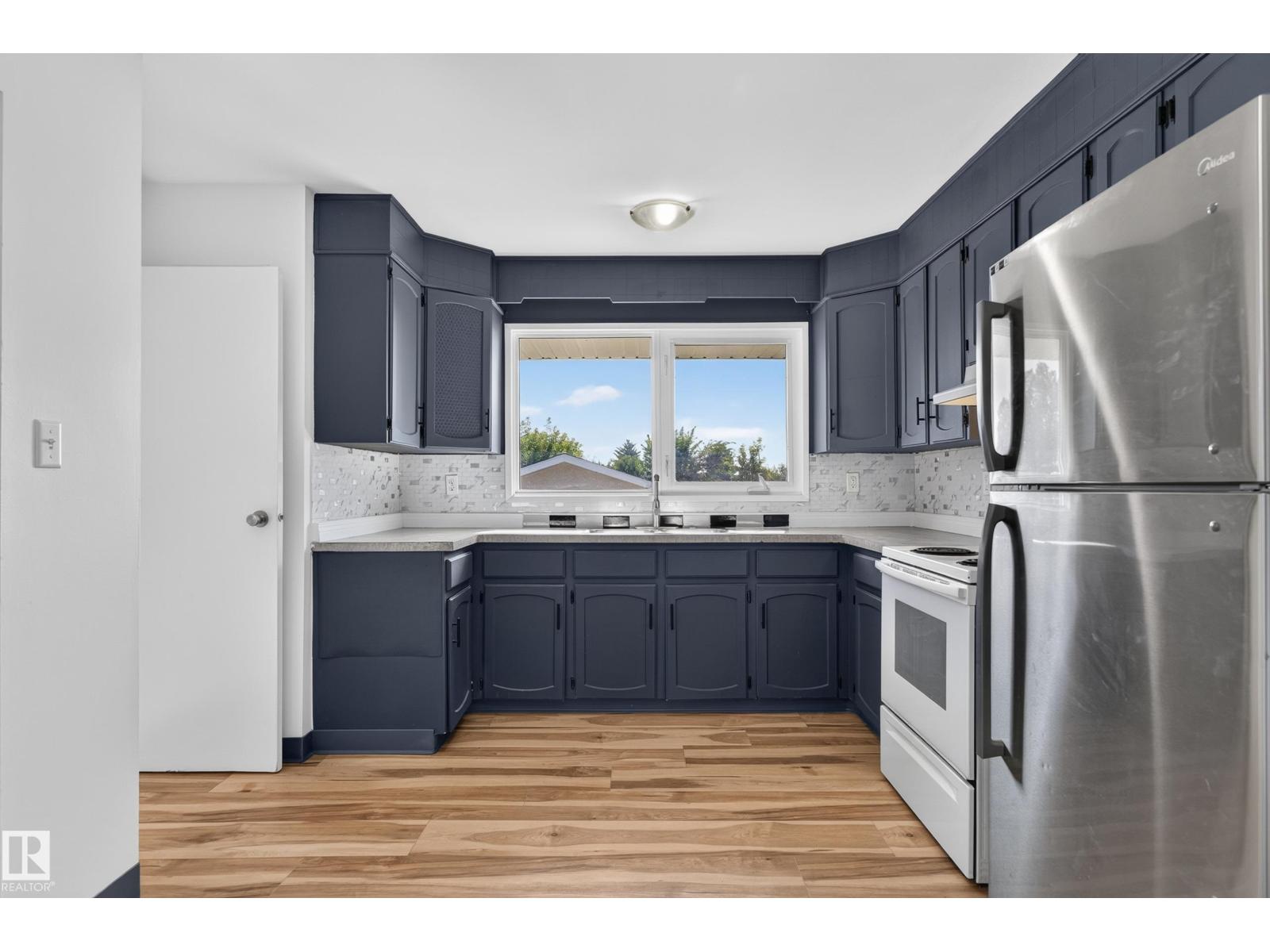 13903 87 ST NW - Image 9