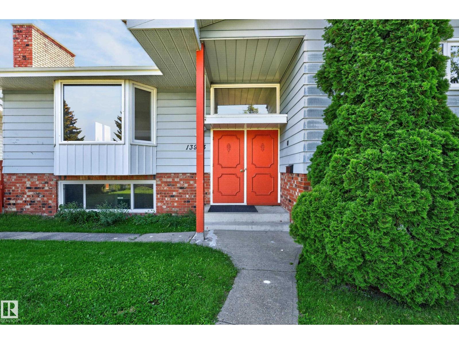 13903 87 ST NW - Image 38