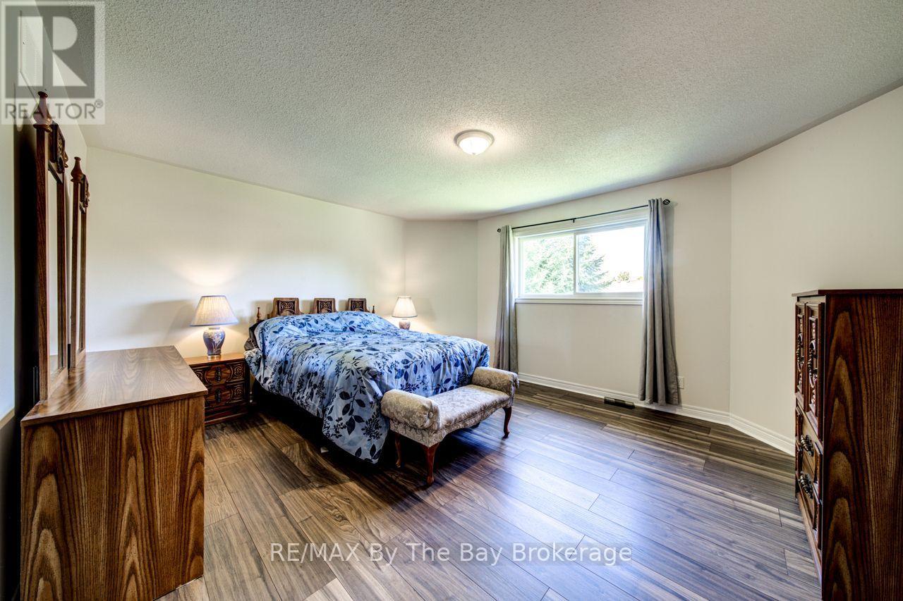 420 RAMBLEWOOD DRIVE - Image 21
