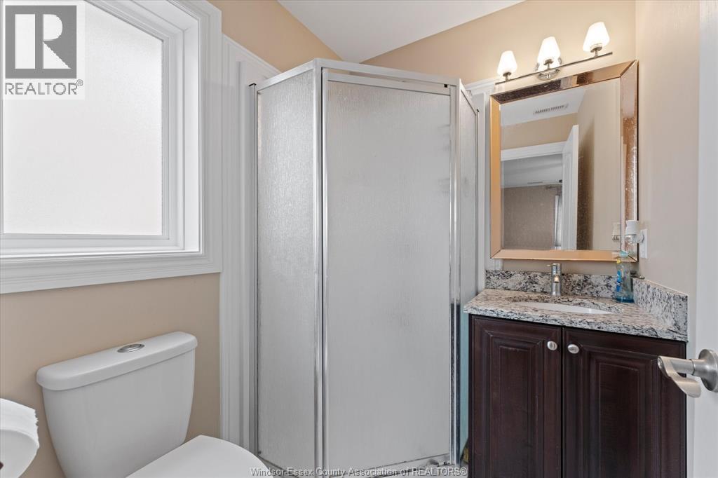 2276 DANDURAND - Image 32
