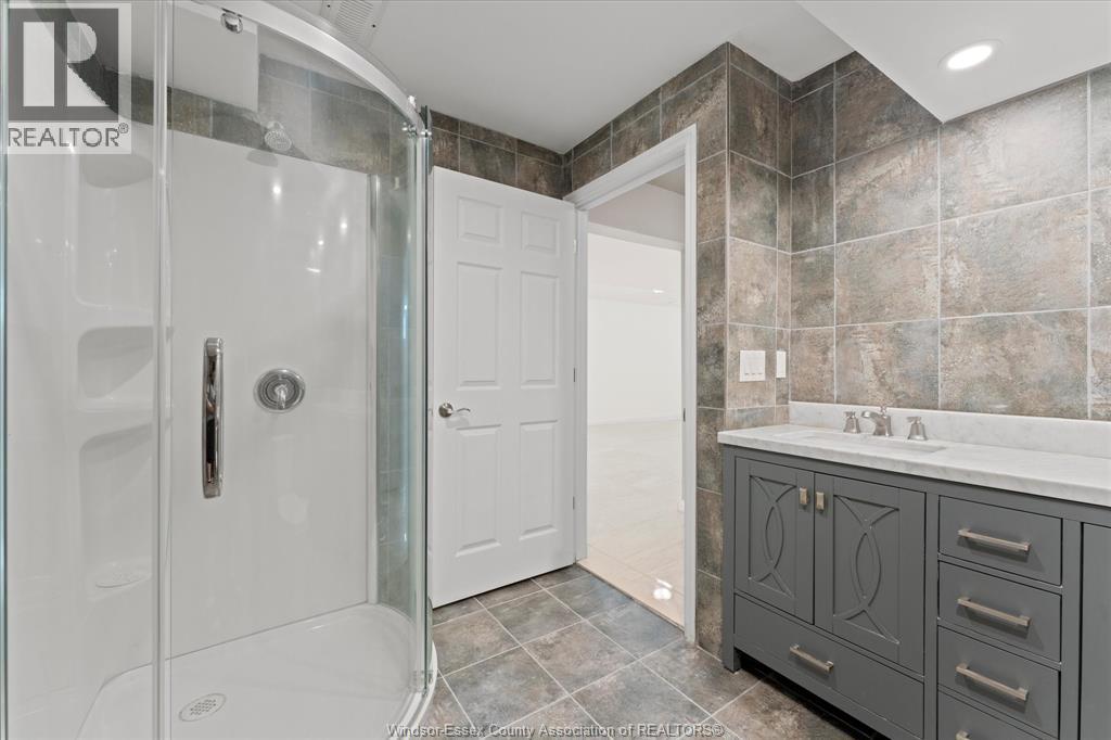 2276 DANDURAND - Image 33