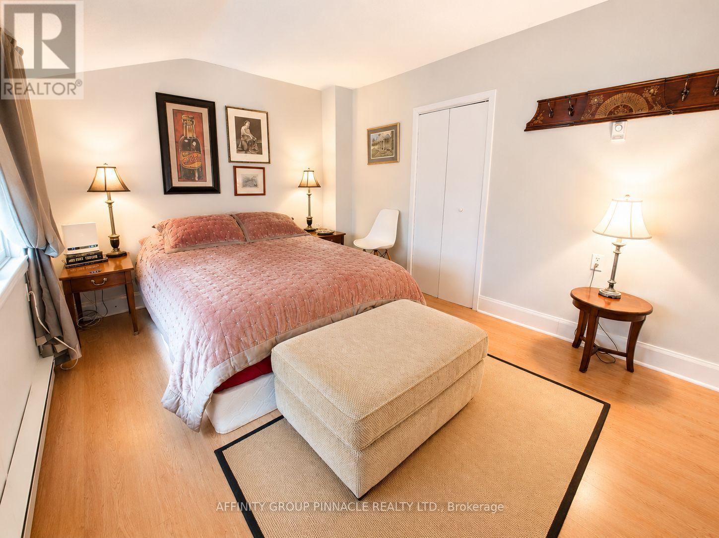 15 PRINCE STREET W - 36