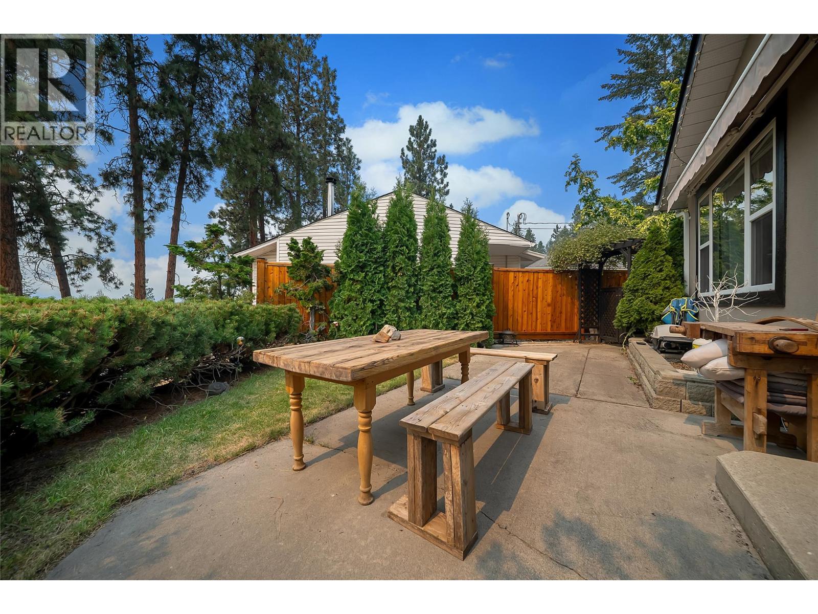 3272 Juniper Drive, Naramata