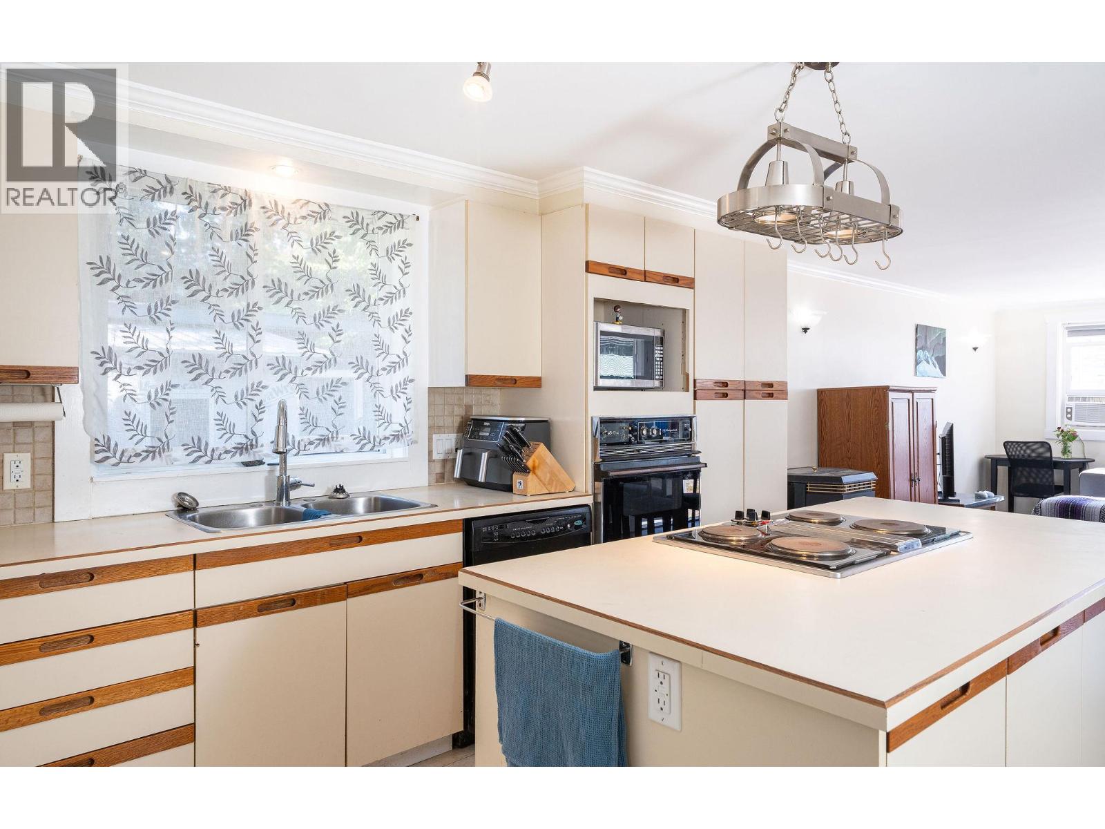 1204 Maplewood Street Unit# 2, Revelstoke