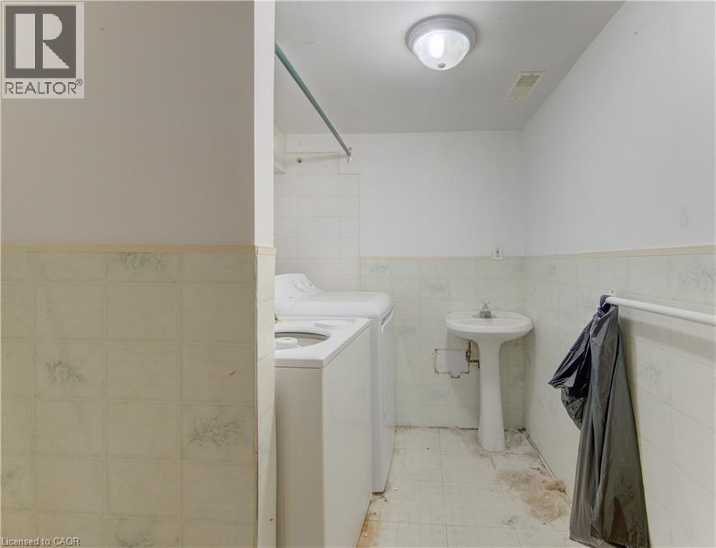 48 BREITHAUPT Street - Image 32
