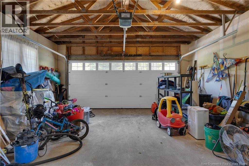 78 Highland Avenue - Image 32