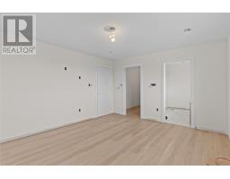 81 Trenton Drive thumbnail 11
