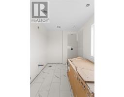 81 Trenton Drive thumbnail 12