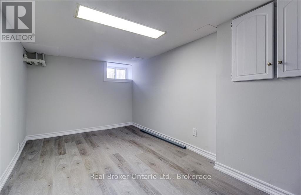 647 WILSON STREET - 45