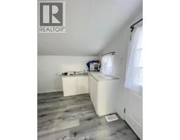 1058 California, Windsor, ON N9B2Z7 Photo 13