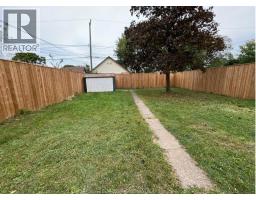 1058 California, Windsor, ON N9B2Z7 Photo 22