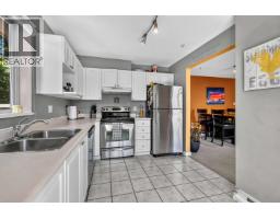 422 2551 Parkview Lane, Port Coquitlam, BC V3C6J8 Photo 11