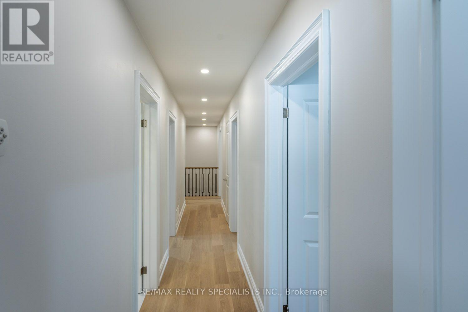 22 HEATHVIEW AVENUE - 12