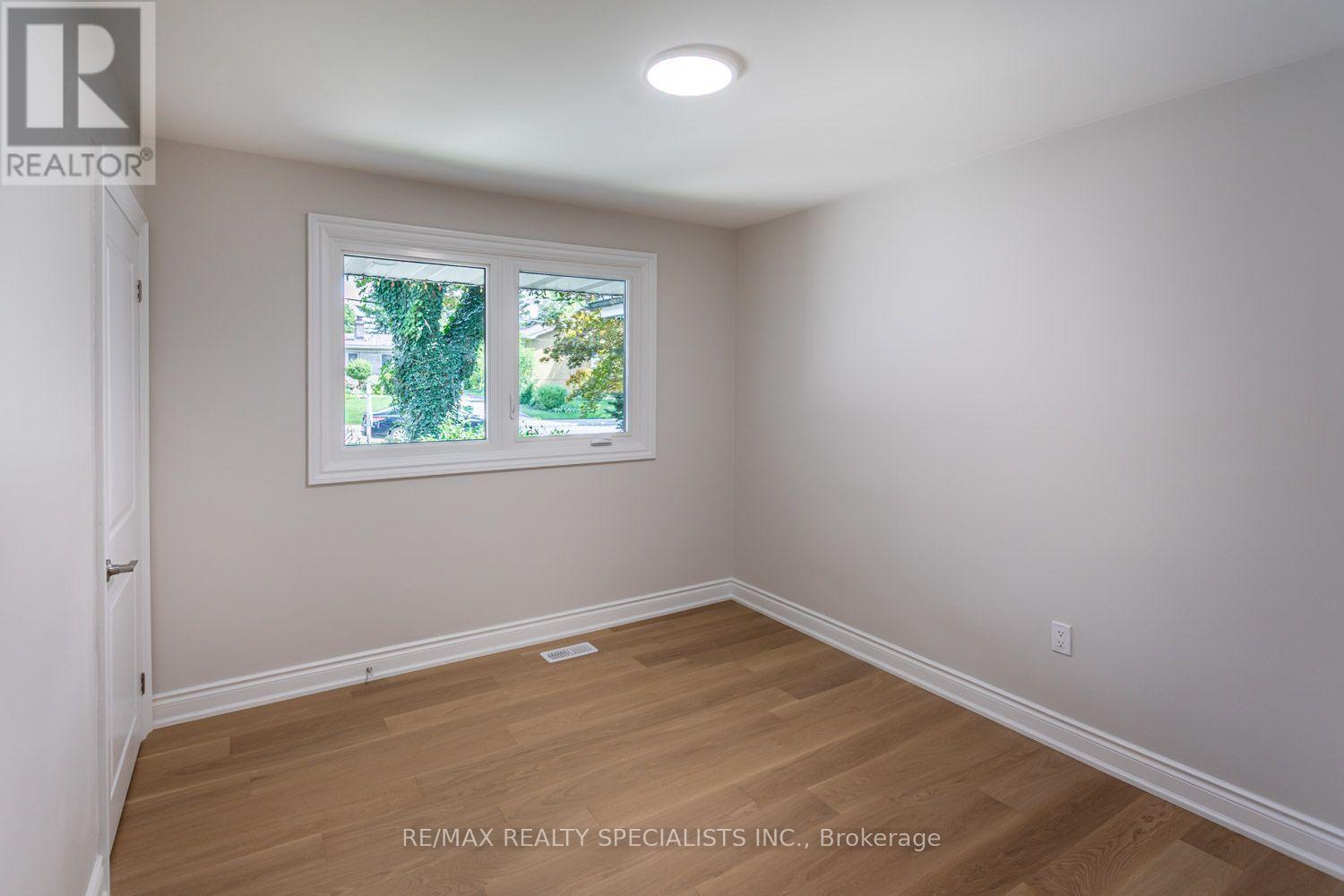 22 HEATHVIEW AVENUE - 14