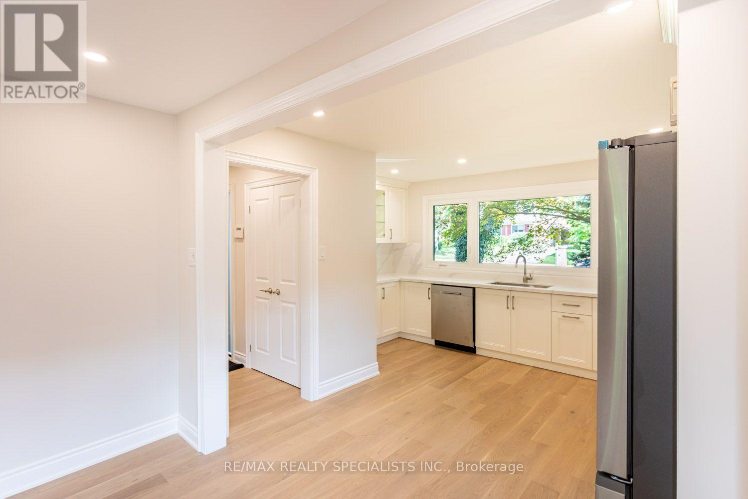 22 HEATHVIEW AVENUE - 7