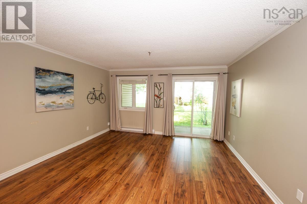 #207 2 Lombardy Lane - 7