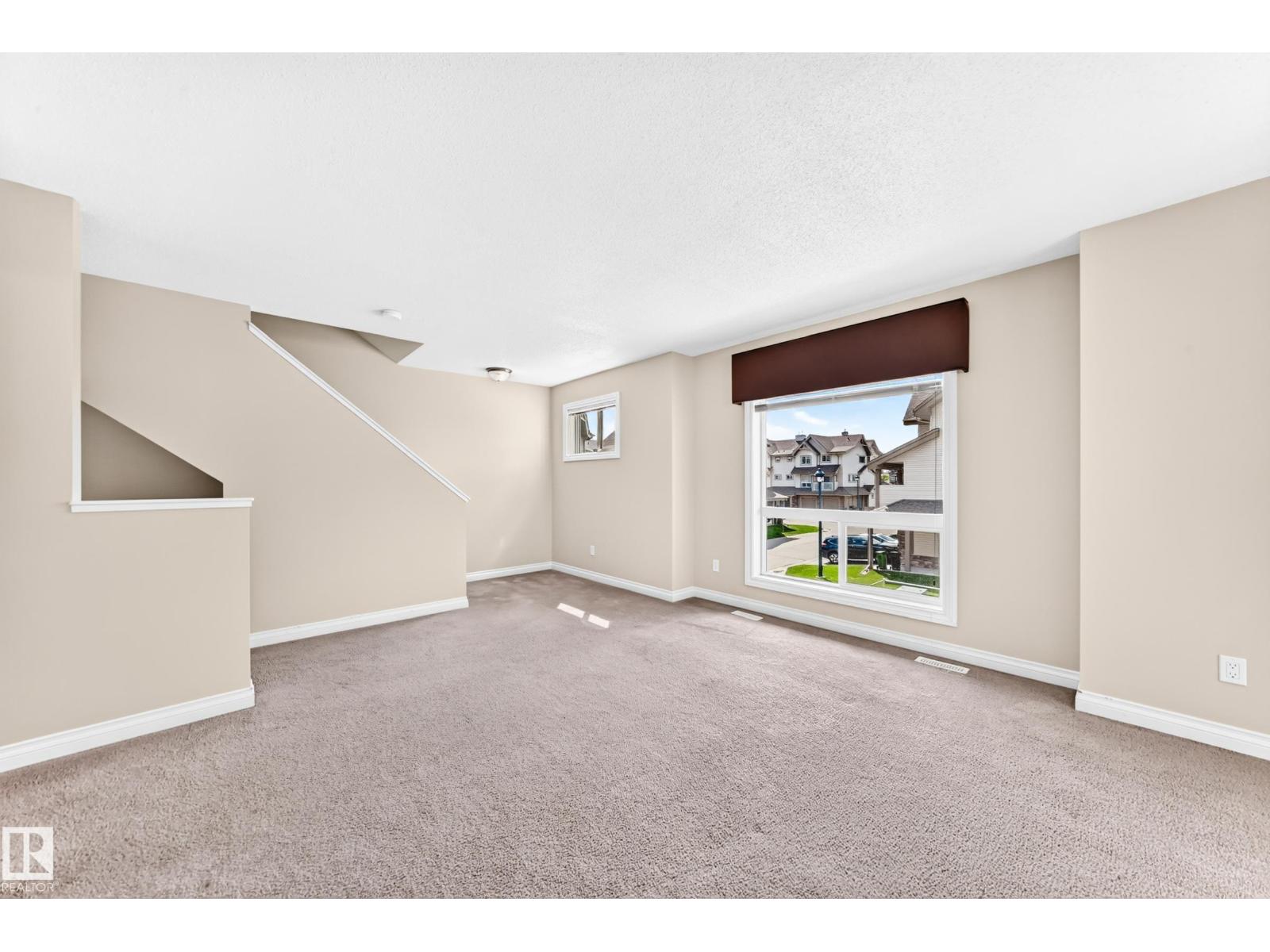 #54 12050 17 AV SW - 13