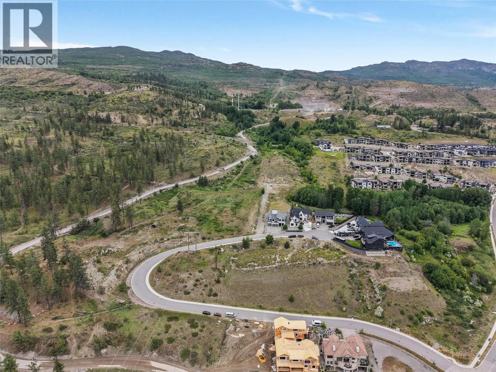  523 Trumpeter Road, Kelowna