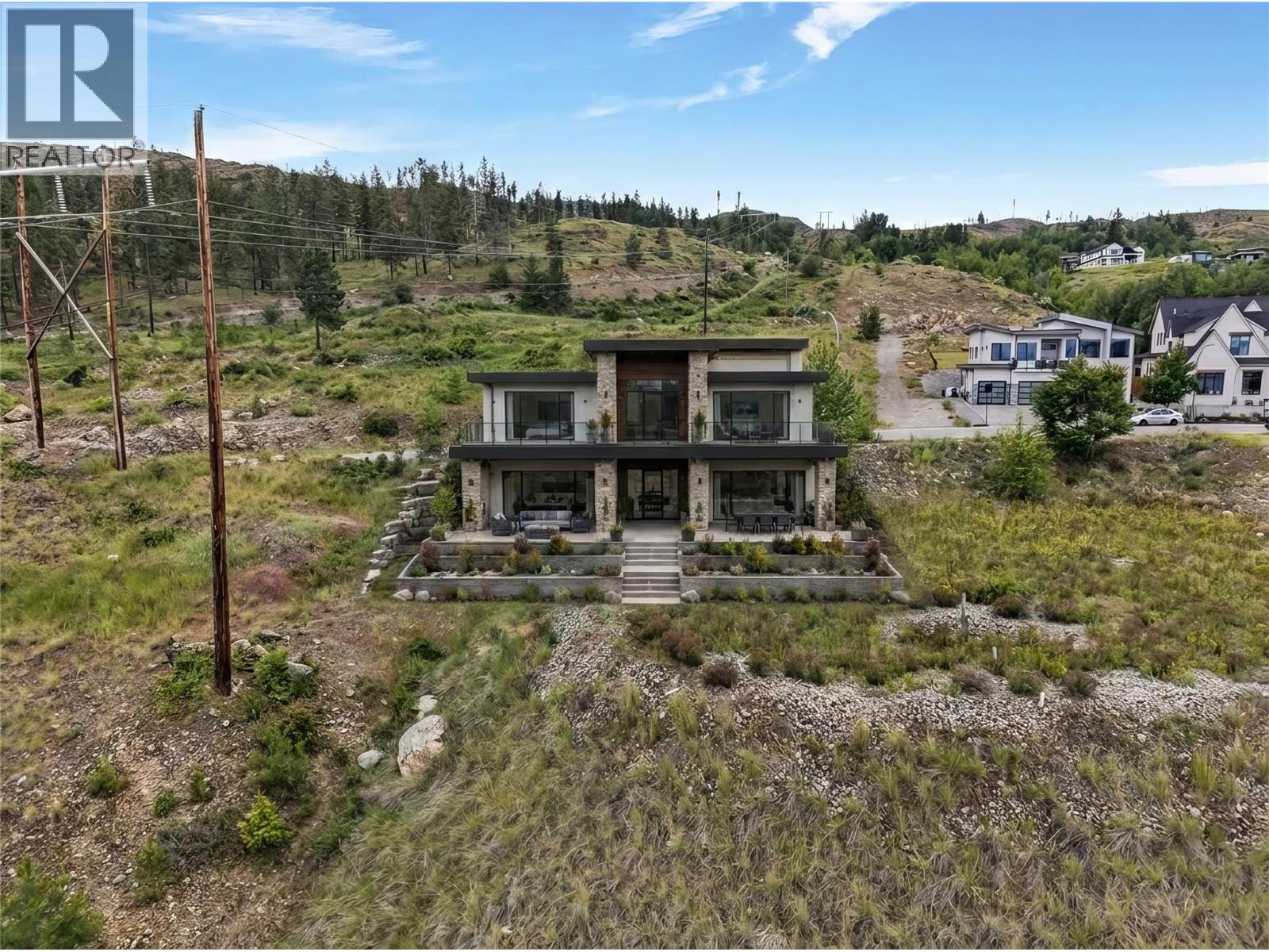  523 Trumpeter Road, Kelowna