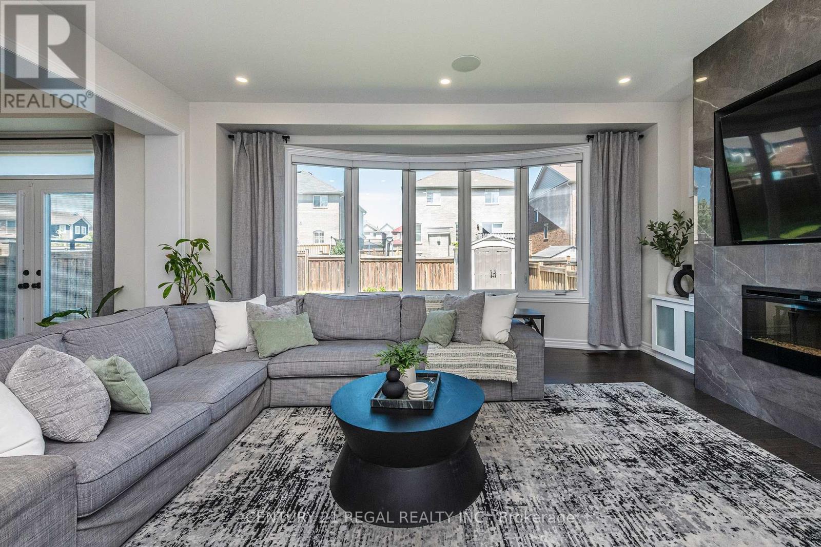 1428 LAWSON STREET - 23