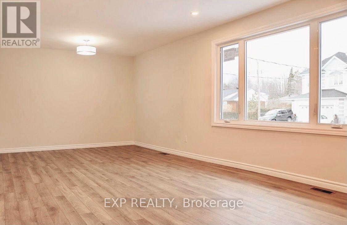 3 Bed, 1 Bath House for Rent in Ottawa – A – 1892 KINGSDALE AVENUE, Ottawa – MLS# X13683472 - Image 11