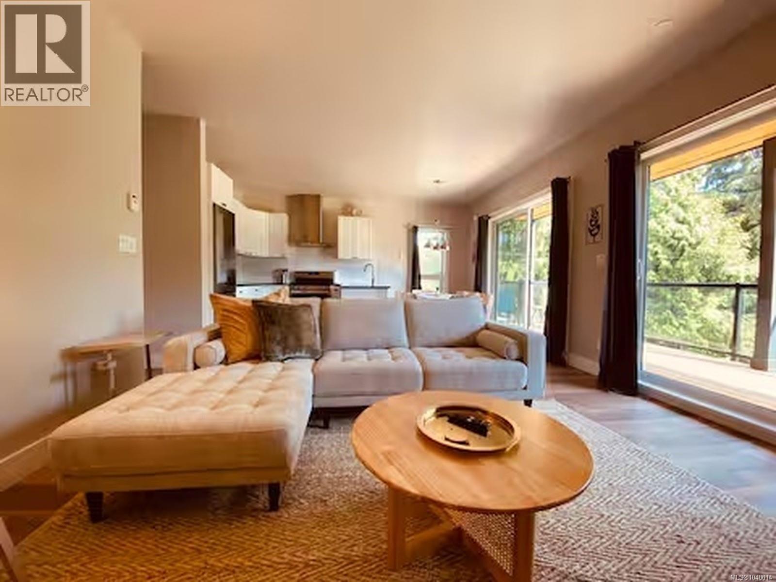 #217B 6596 Baird Rd - 5