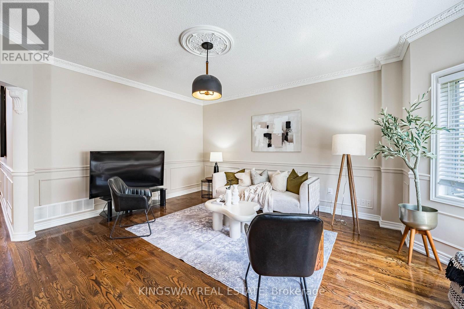 5969 RAYSHAW CRESCENT E - 18