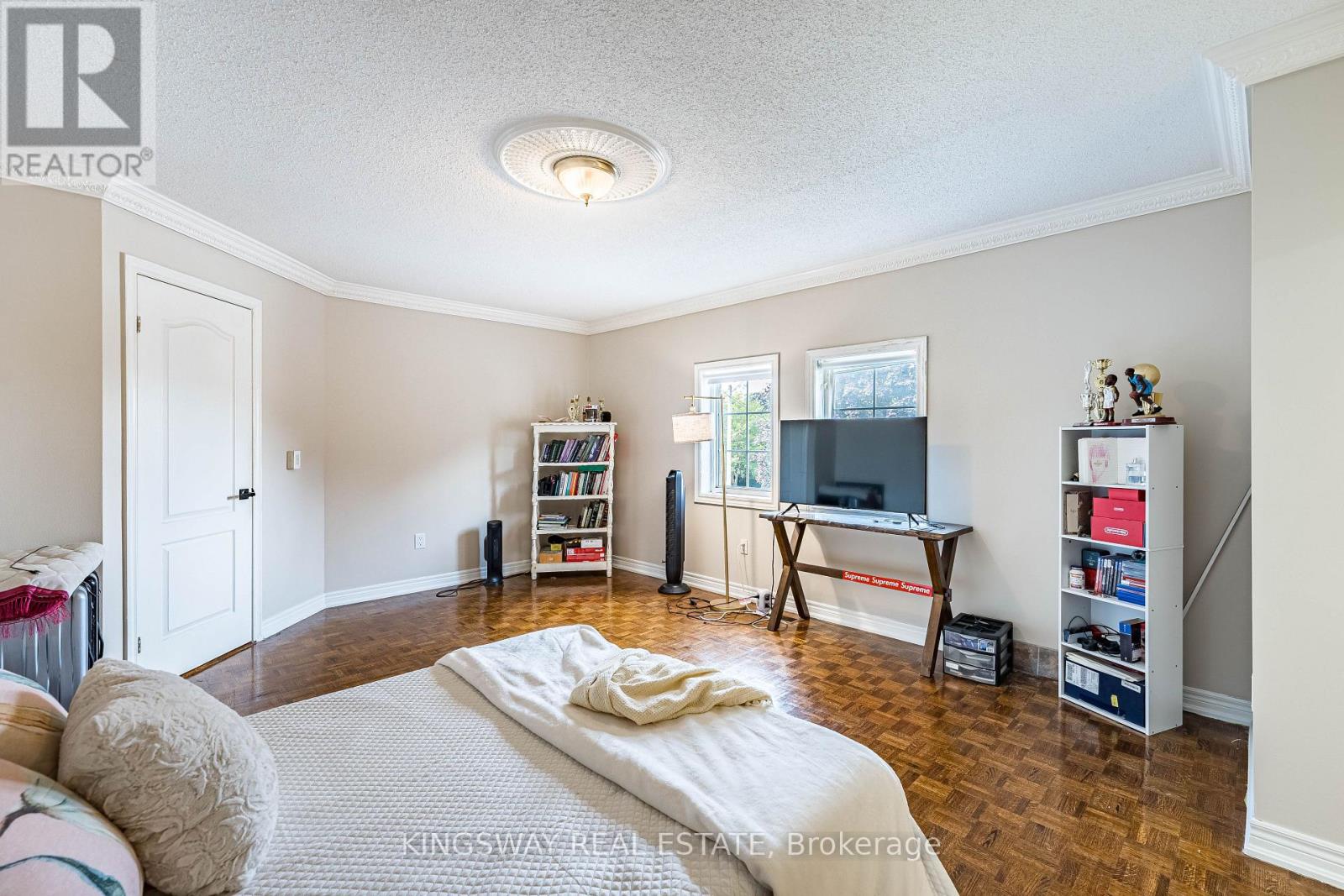 5969 RAYSHAW CRESCENT E - Image 37