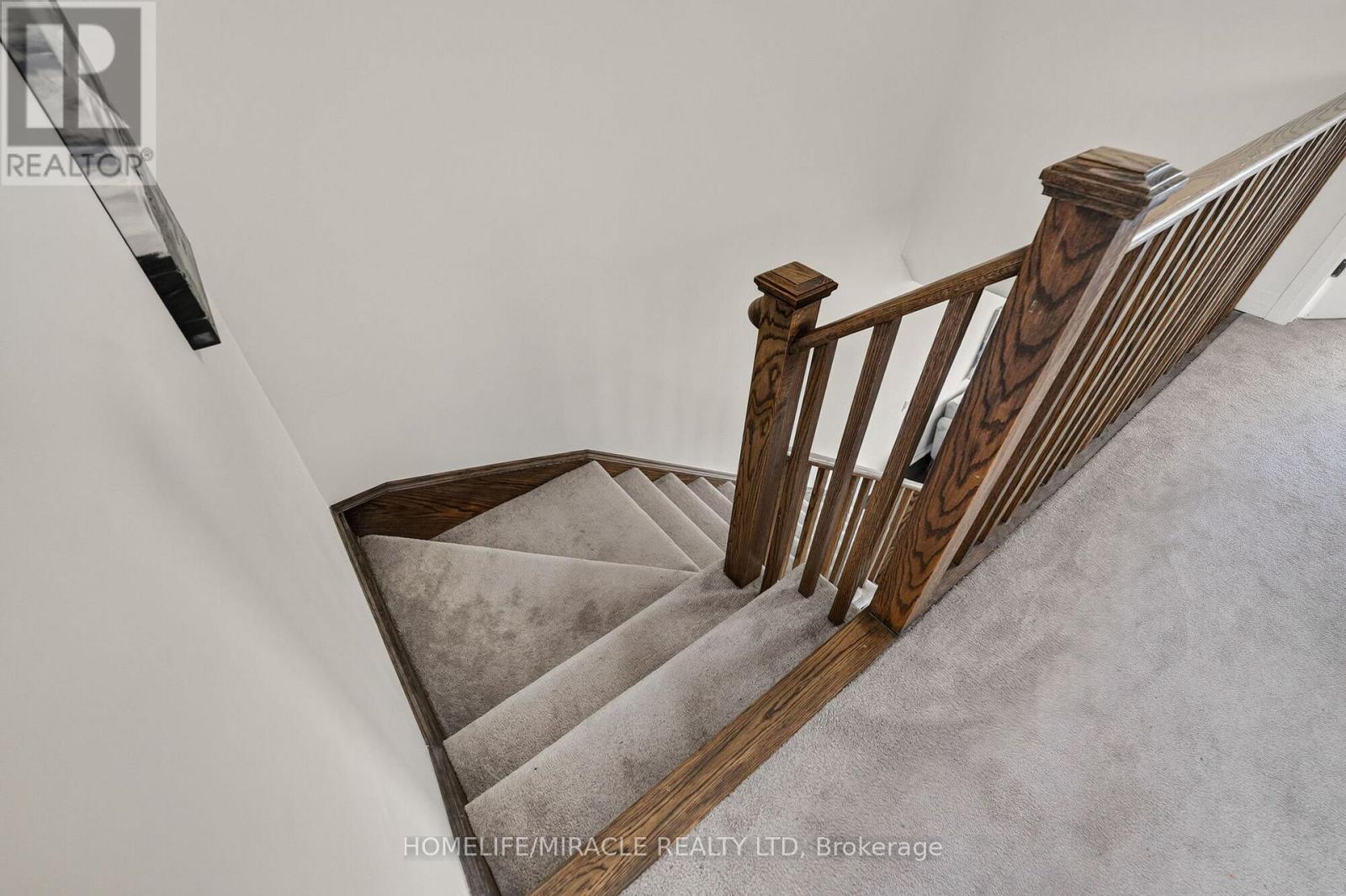 356 BISMARK DRIVE - 16