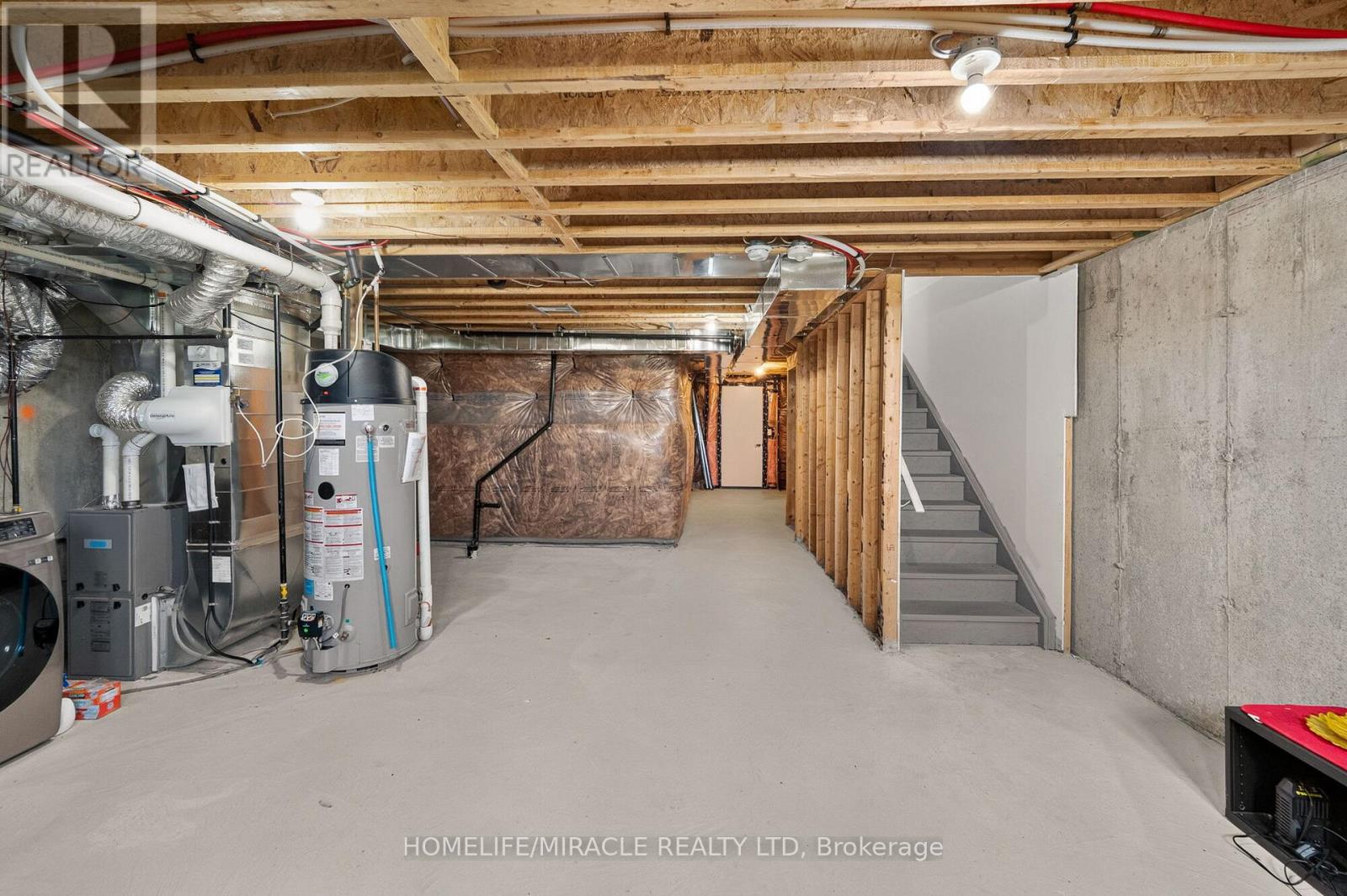 356 BISMARK DRIVE - 35