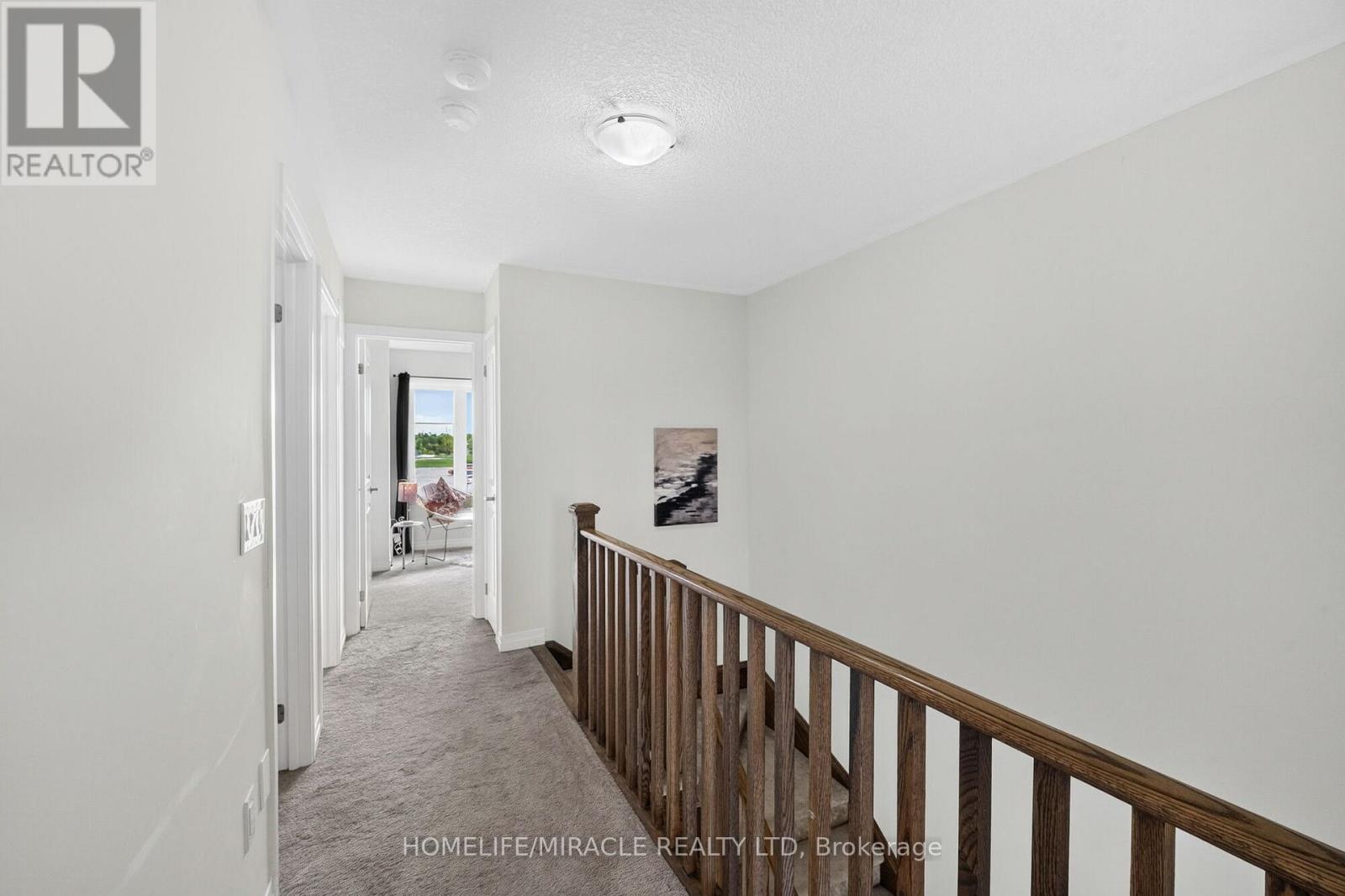 356 BISMARK DRIVE - Image 44