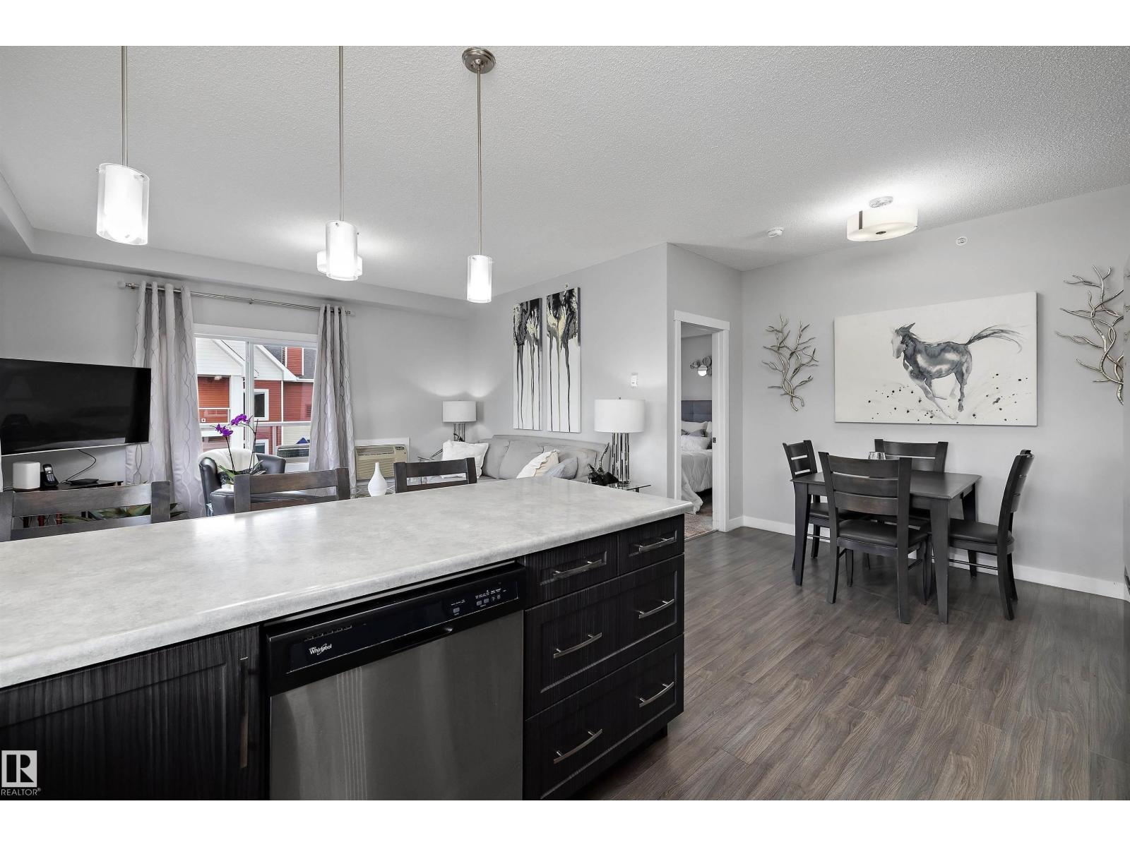 #402 2229 44 AV NW - Image 16